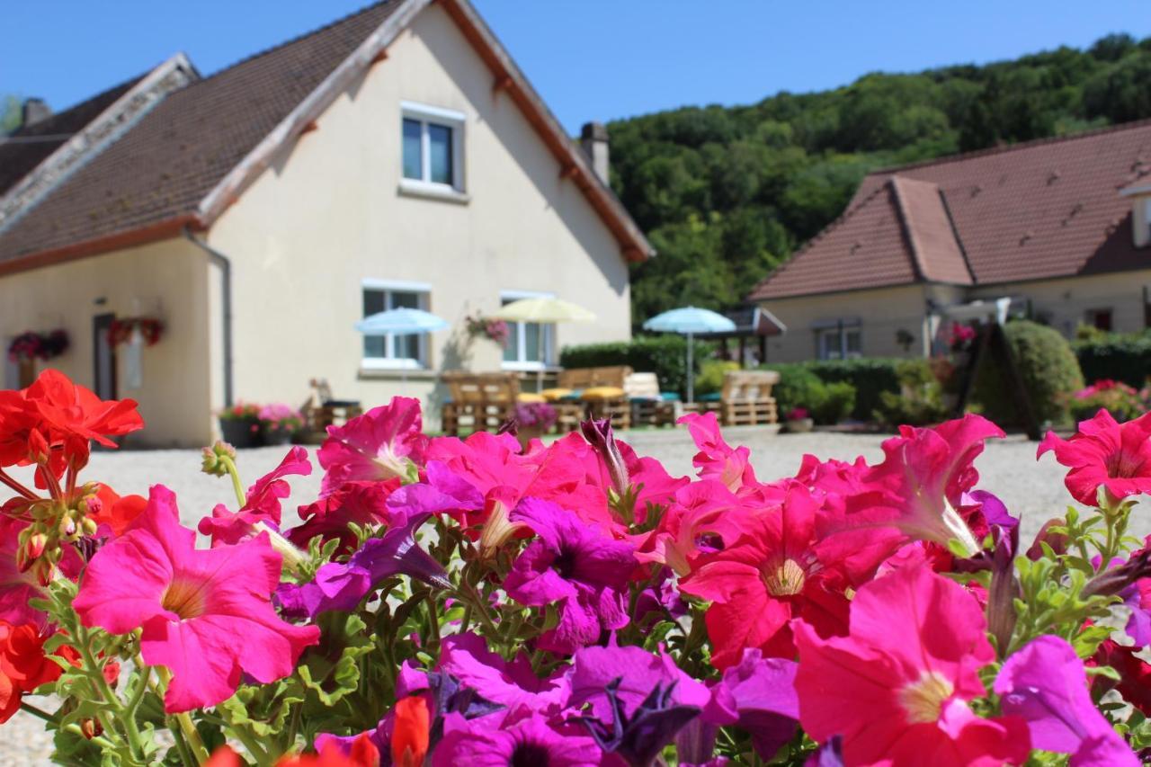 Le Domaine De L Etang Le Merger Oeuilly Экстерьер фото